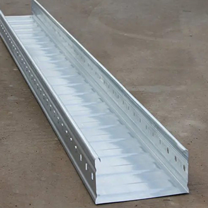 مقطعة على علبة الكابلات المموجة 50mm-500mm القدرة على الحمل 20-100kg/M الفضة